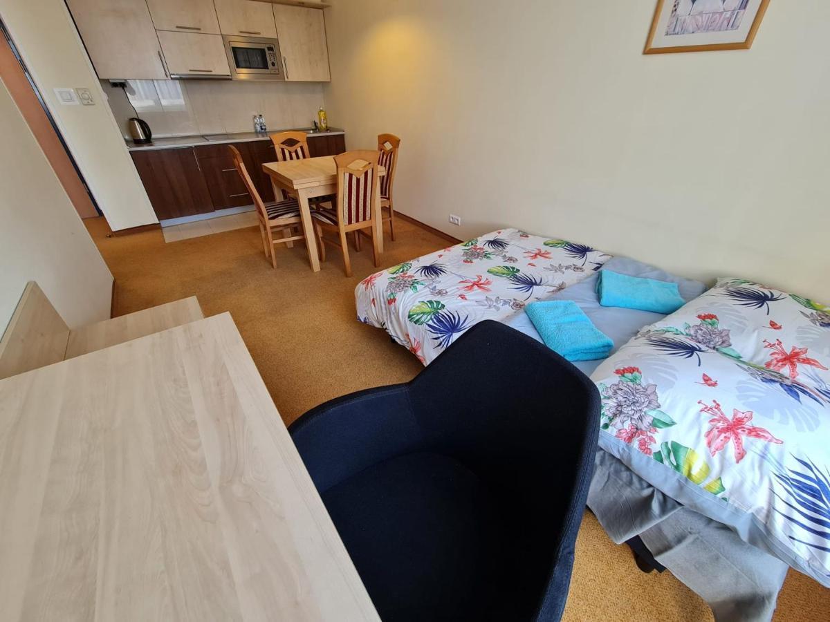 10Q - Z6 Apartament 802 Varşovia Exterior foto